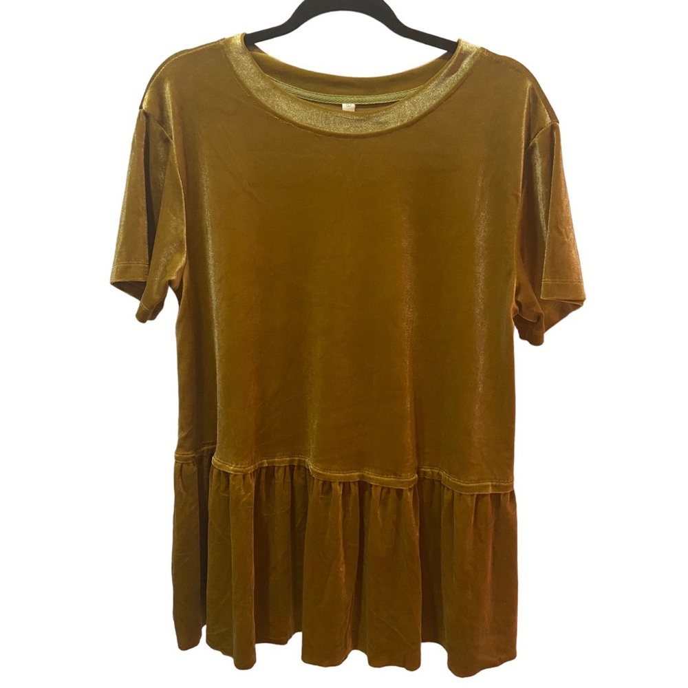Wishlist • golden-hued • velvet peplum top • size Large